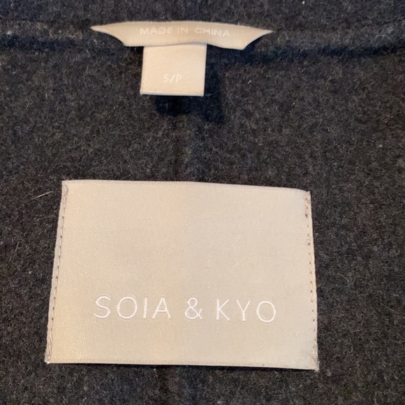 Small light weight wool Soia & Kyo winter coat - Picture 2 of 4